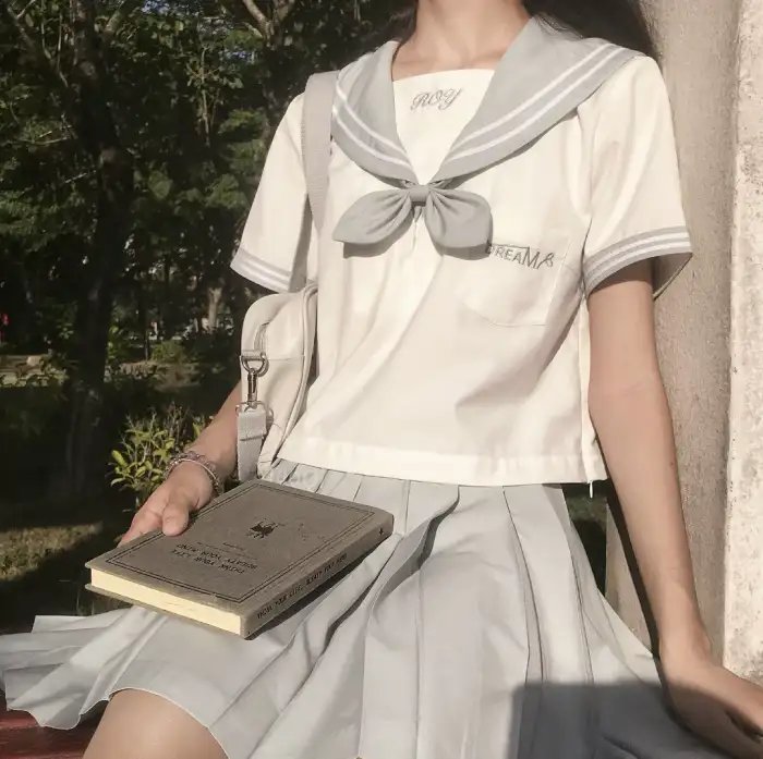 黑暗王子：摄欲人生海报